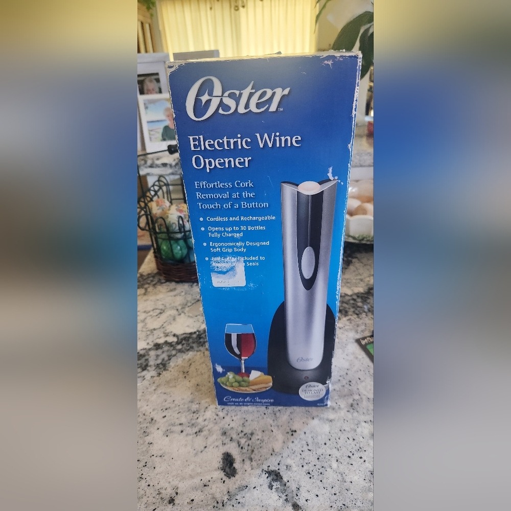 NIB Oster Inspire Cordless Electric Wine Bottle Opener